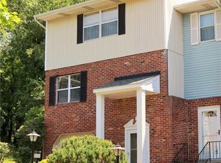 1352 Quail Run Cir, Bethel Park, PA 15102