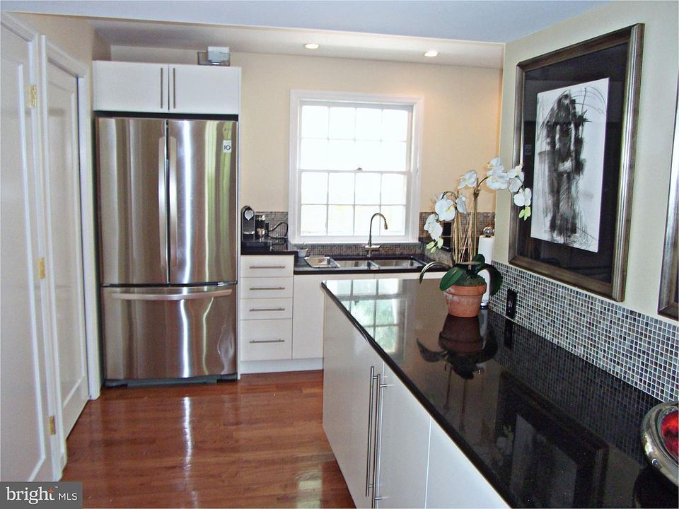 2nd image of 101 Red Hill Rd