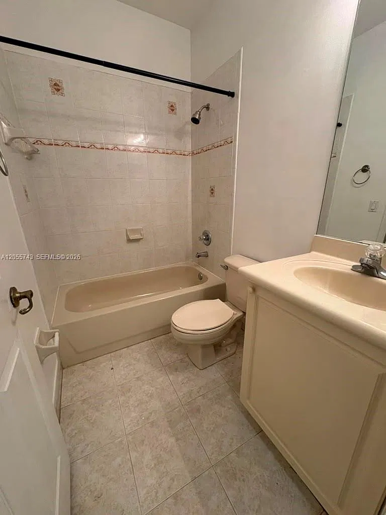 Costa Linda Condo — Photo 4