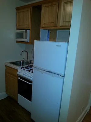 Rented by Cooper & Cooper Real Estate | media 10