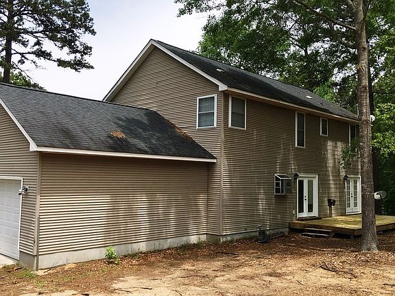 3rd image of 186 W Lakeview Dr NE