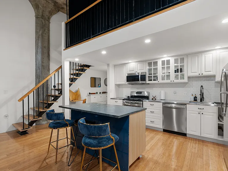 156 Porter St #309 — Photo 1