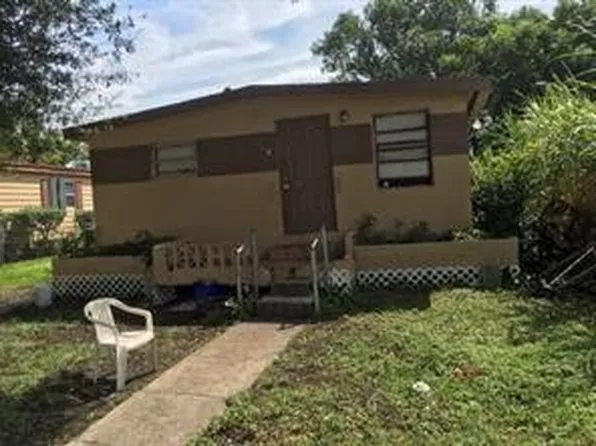 841 Rickey Jackson Boulevard, Pahokee, FL 33476