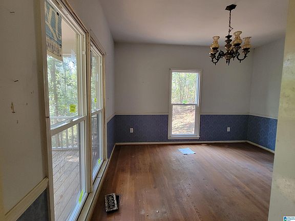 5th image of 159 Chestnut Ln