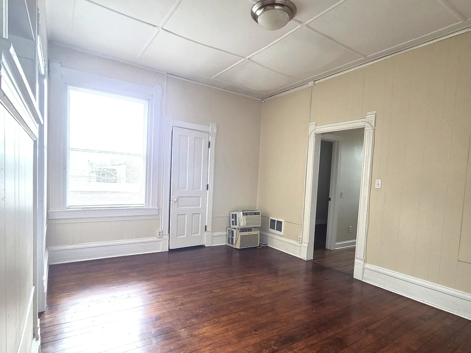 306 / 115 S Main St - 3 — Photo 1