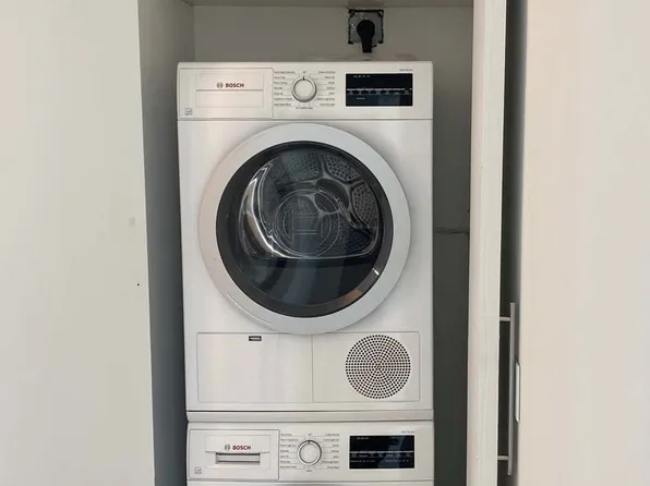 250 East 54th Street image 20 of 21