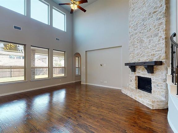 3rd image of 6904 Los Padres Pl