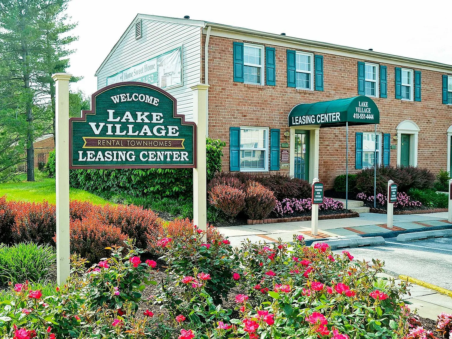 Lake Village — Photo 3
