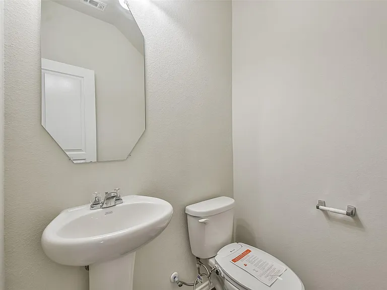 5047 Royal Amber Ln — Photo 22