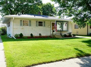 4962 S 16th St, Milwaukee, WI 53221