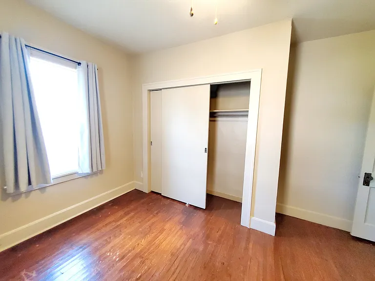 2300 State St — Photo 11