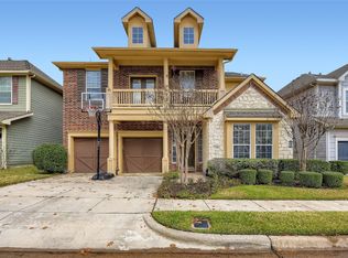 2208 Grizzly Run Ln, Euless, TX 76039