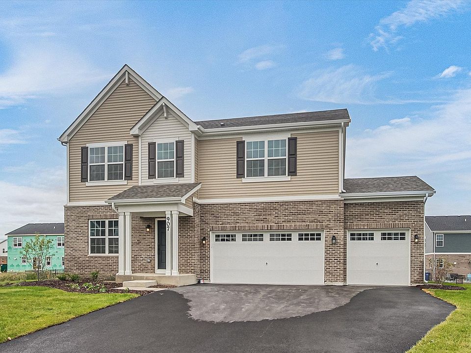 1st image of 907 Bridle Hill Dr