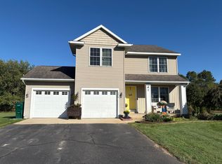 3819 Hare Ln, Dorr, MI 49323