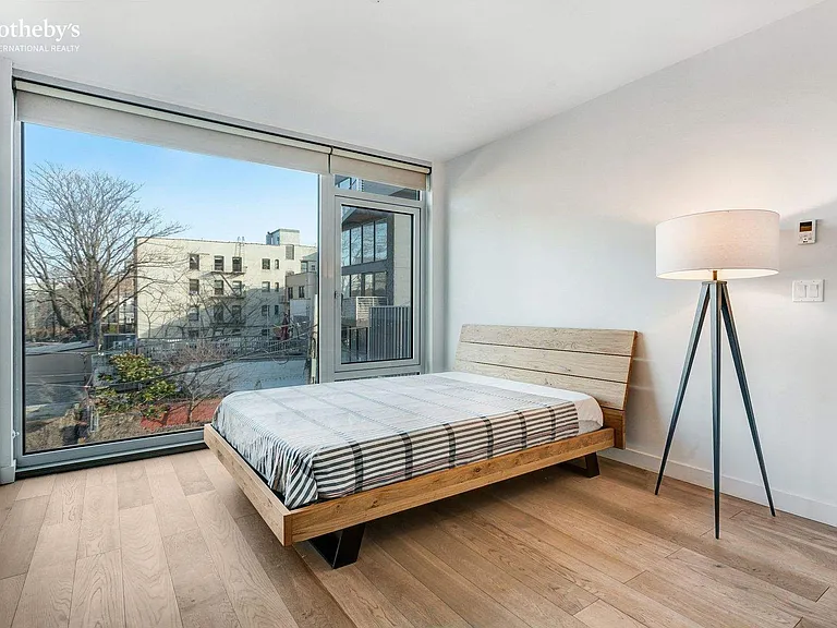 630 Lorimer St #301 — Photo 5