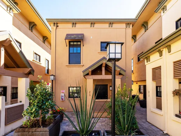 1765 E Bayshore Rd Unit 215, Palo Alto, CA 94303