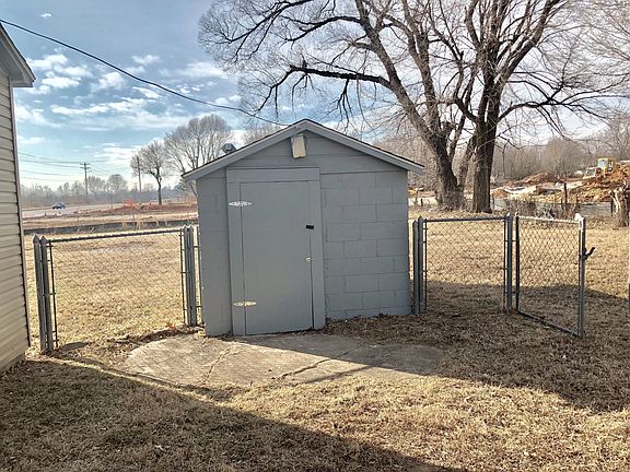 5th image of 5780 W Wedington Dr
