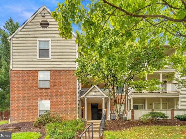 3901 Penderview Dr APT 1502, Fairfax, VA 22033