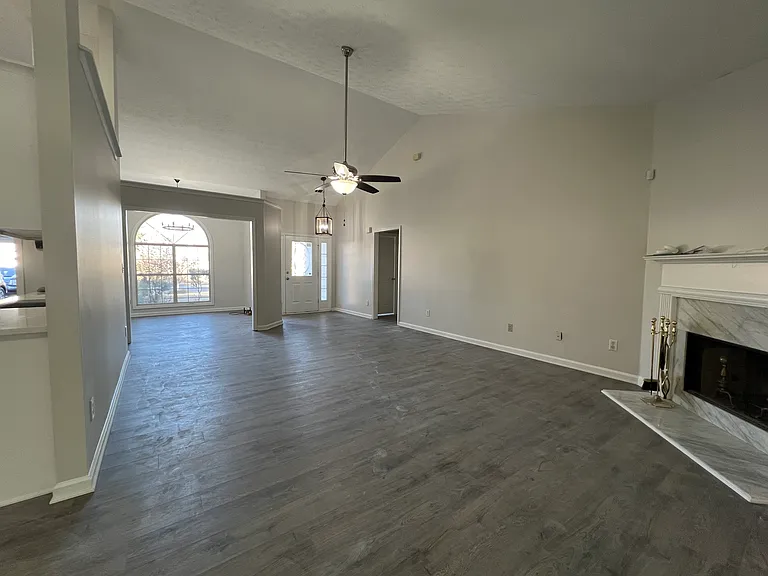 2730 Cambridge Park Dr — Photo 7
