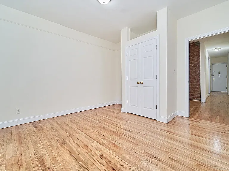1590 Amsterdam Ave #23 — Photo 6