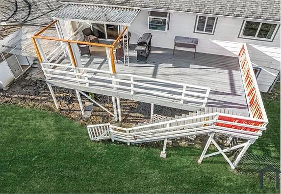 12316 SE 64th Ct — Photo 14