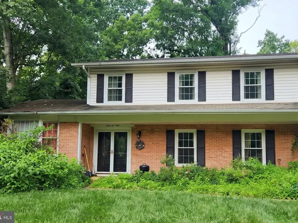 4604 Tara Dr, Fairfax, VA 22032