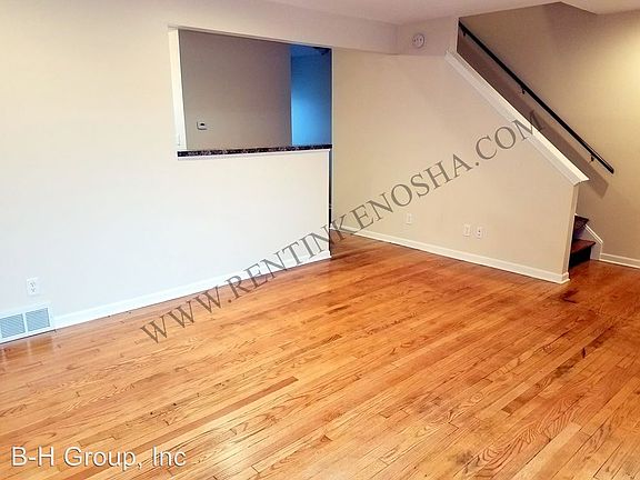 5th image of 8419 22nd Avenue Kenosha