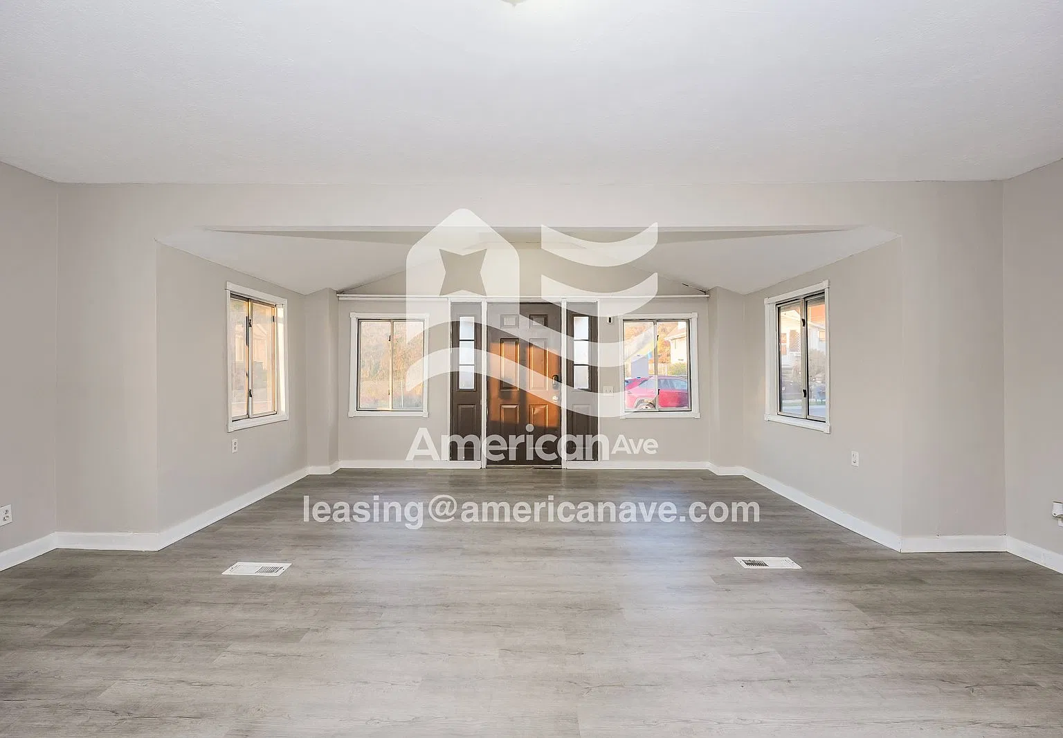 3 bed, 2.0 bath, 1132 sqft, $1,425 — Photo 3