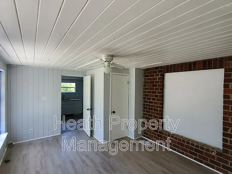 1735 25th St S #1 — Photo 28