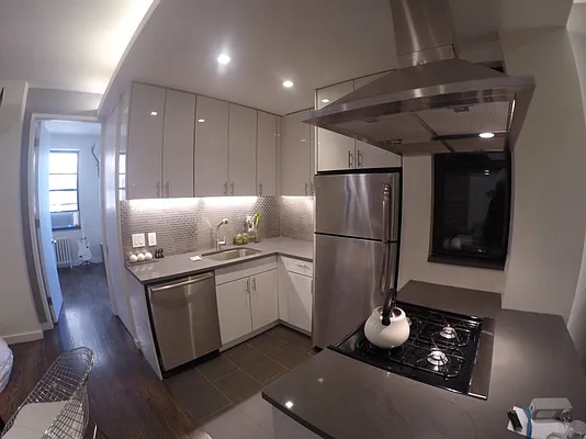 Rented by Bohemia Realty Group | media 44