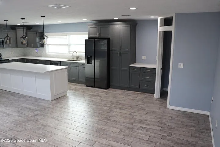 491 Seacrest Ave — Photo 5