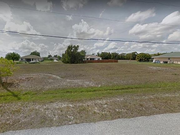 3rd image of 434 NW 3rd Ln