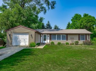 548 Jo Ann Ct, Lockport, IL 60441