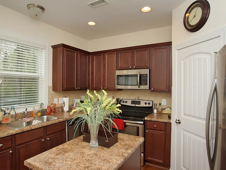 105 Cobalt Creek Way — Photo 11
