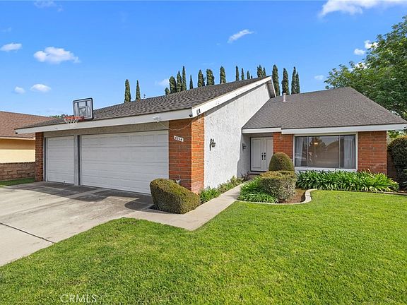 2nd image of 4334 E Ruth Pl