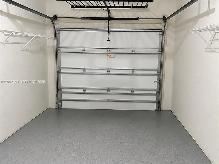 16341 Malibu Dr #19 — Photo 10