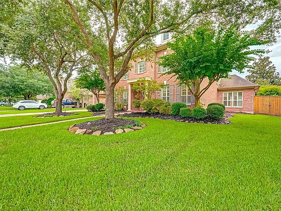 2nd image of 7919 Chianti Ct