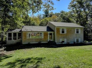 62 Juniper Rd, Andover, MA 01810