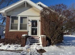 24 Bremer Ave, Danville, IL 61832
