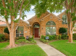 3820 Grandview Dr, Carrollton, TX 75007