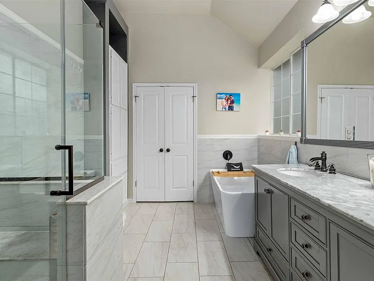 3704 Runnels Ct — Photo 15