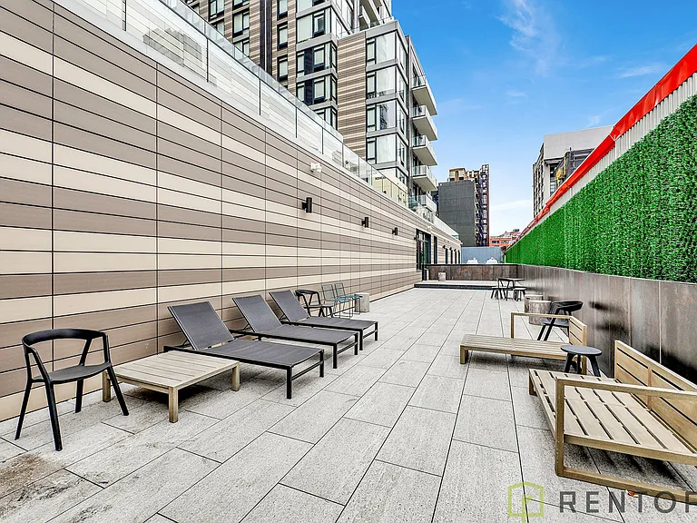 224 E 135th St #2011S — Photo 13
