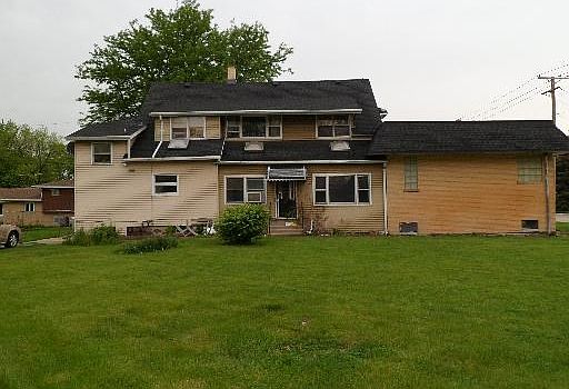 1st image of 7001 W 107th St #1