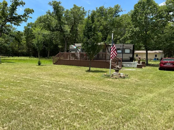 10514 County Road 1208, Athens, TX 75751