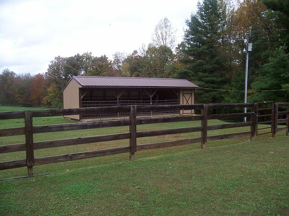 3 Stall Barn/Barn Yard #1