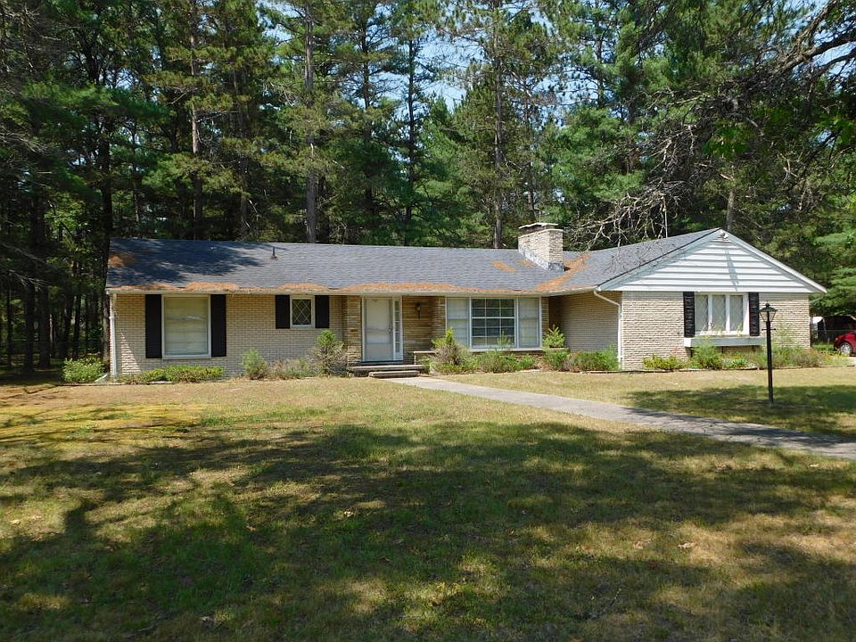 1st image of 110 East Dr