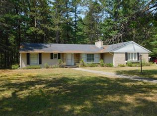 110 East Dr, Grayling, MI 49738