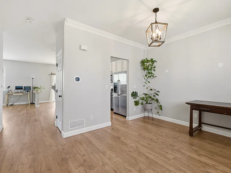 23573 E Alabama Dr — Photo 3