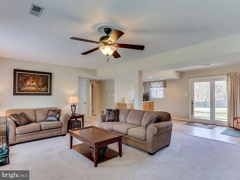 7224 Princess Anne Ct — Photo 16