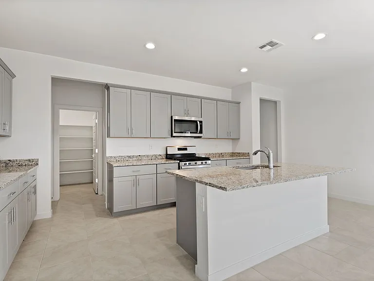 13276 N Jessett Ln — Photo 10
